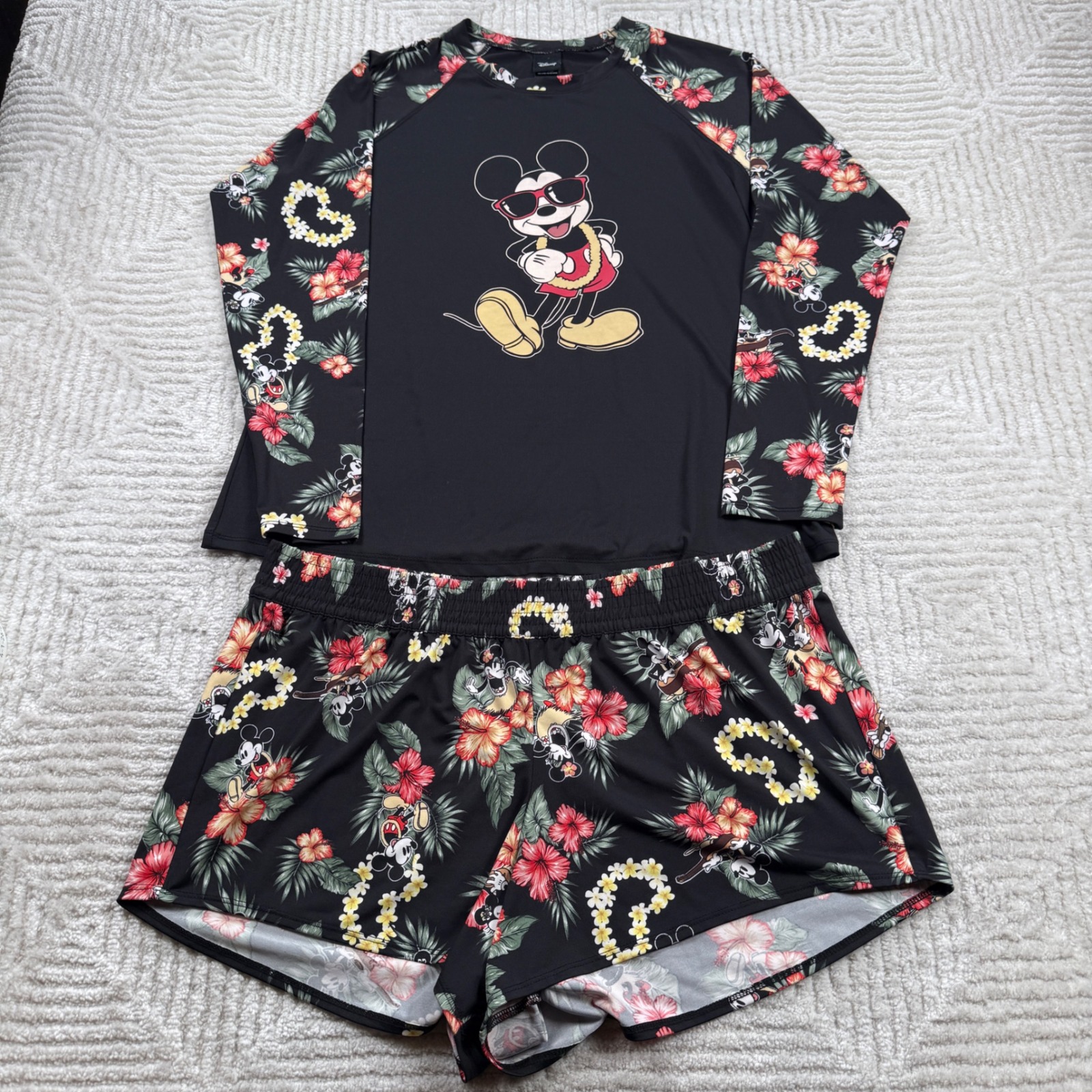 Disney Swimsuit Set Women 0 Black Mickey Mouse Tropical Floral Rash Guard Shorts